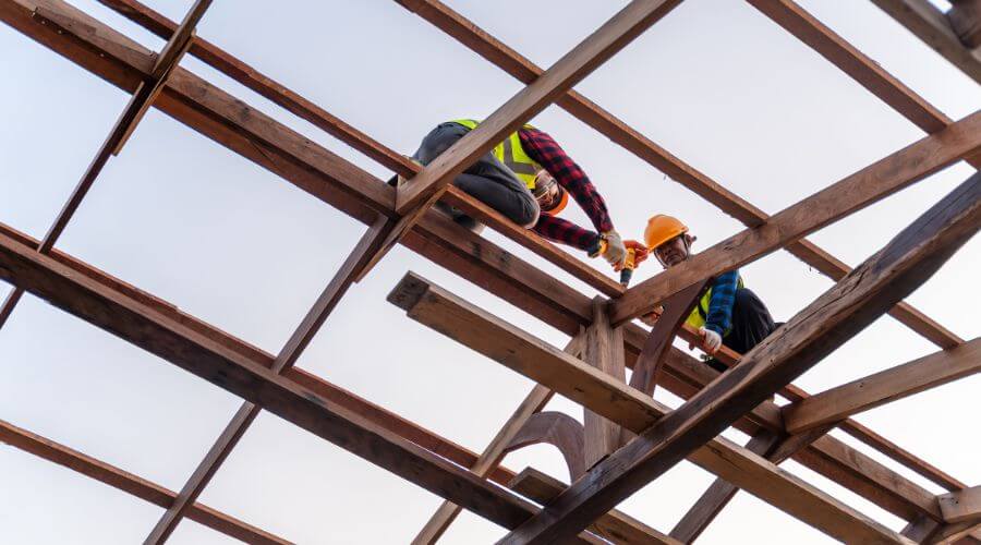 Professional gutter cleaning services in La Grange, NC